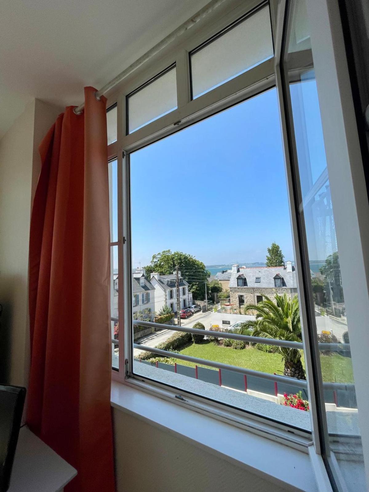Residence Des Bains Carantec Phòng bức ảnh